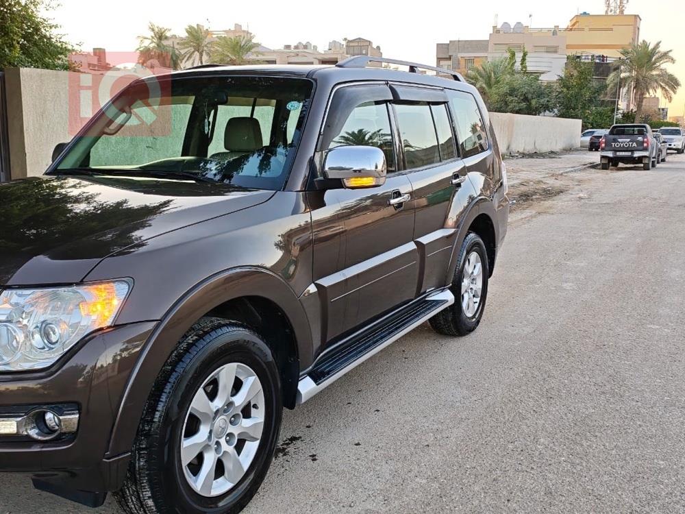 ميتسوبيشي باجيرو